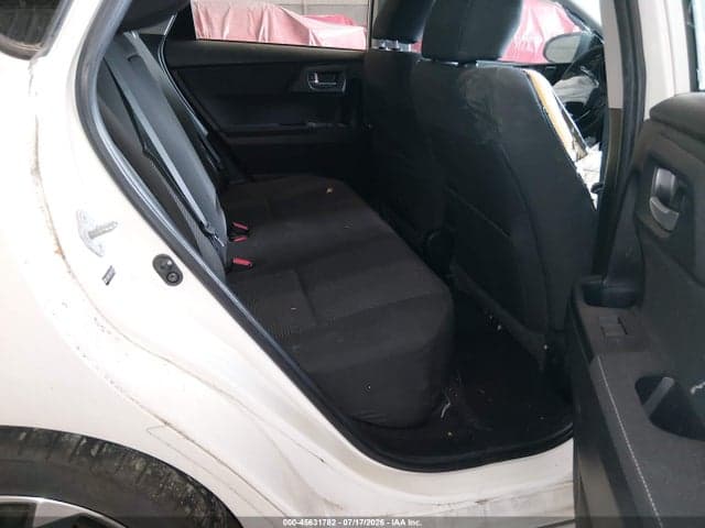 2017 TOYOTA COROLLA IM 8