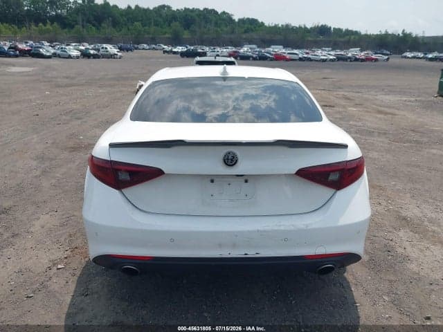 2021 ALFA ROMEO GIULIA AWD 16