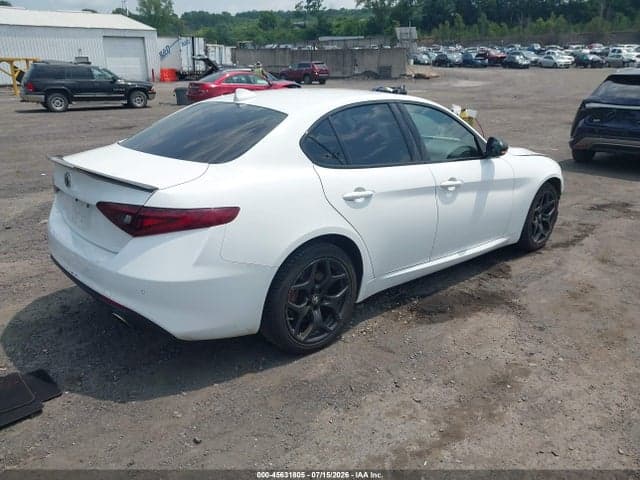 2021 ALFA ROMEO GIULIA AWD 4