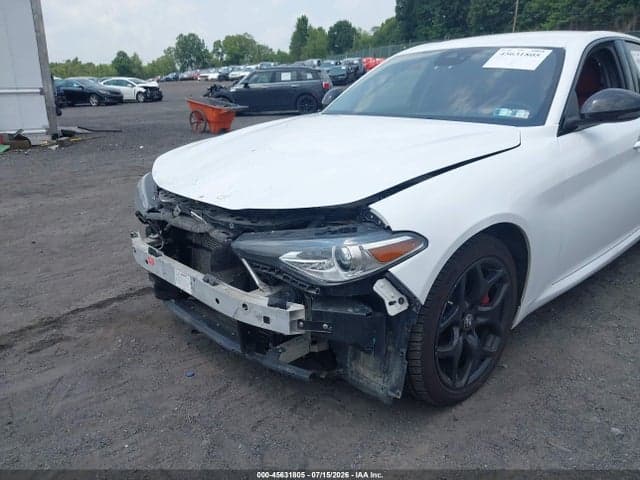 2021 ALFA ROMEO GIULIA AWD 6