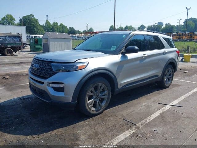 2022 FORD EXPLORER XLT 2