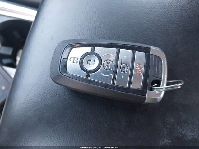 2022 FORD EXPLORER XLT 11