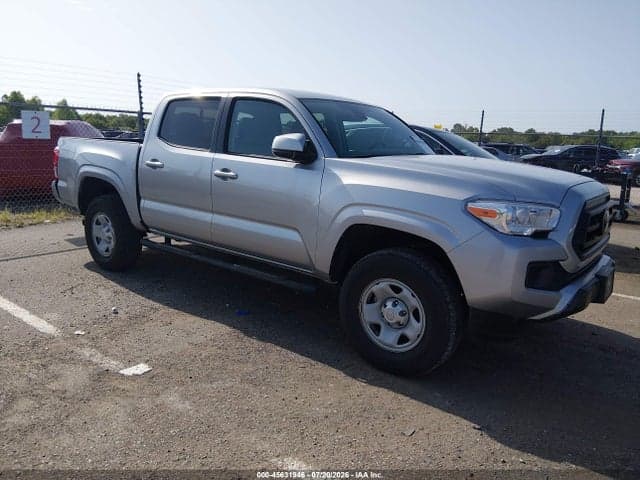 2022 TOYOTA TACOMA SR