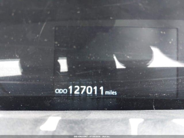 2017 TOYOTA PRIUS TWO 7