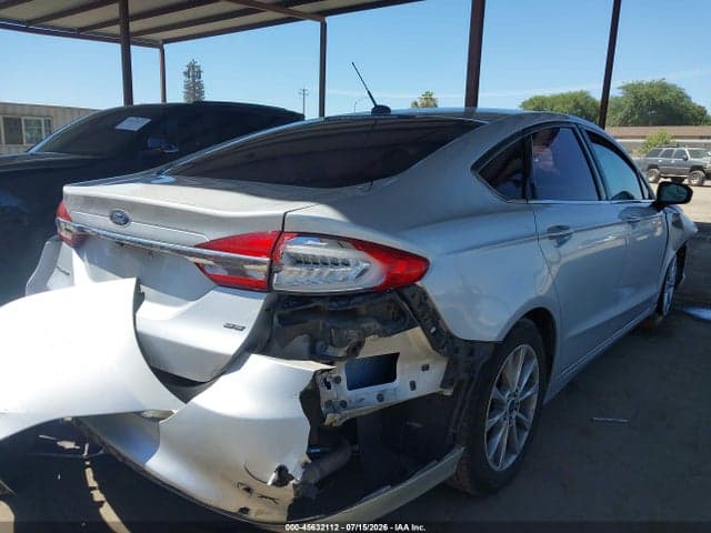 2017 FORD FUSION SE 4