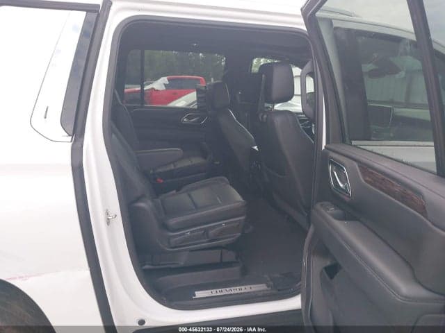 2021 CHEVROLET SUBURBAN 2WD LT 8