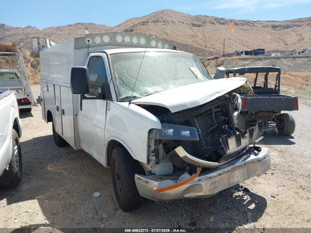 2017 CHEVROLET EXPRESS CUTAWAY WORK VAN 1
