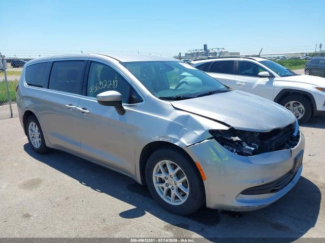 2017 CHRYSLER PACIFICA TOURING - 1