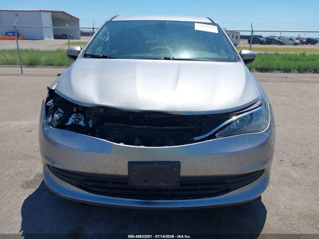 2017 CHRYSLER PACIFICA TOURING 13