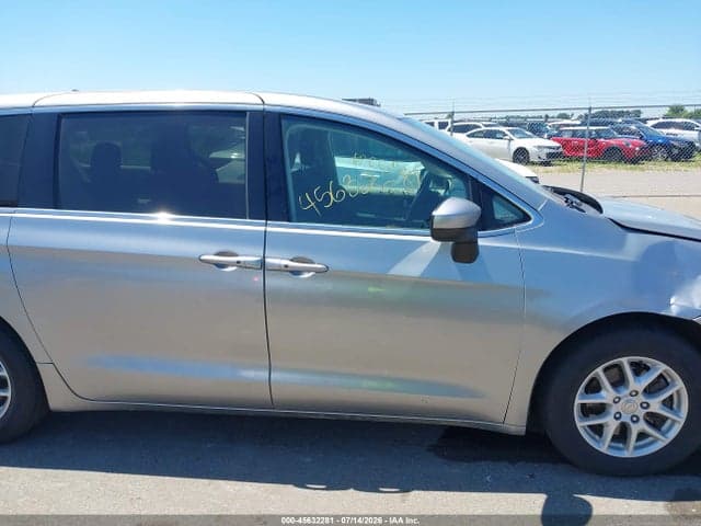2017 CHRYSLER PACIFICA TOURING 14