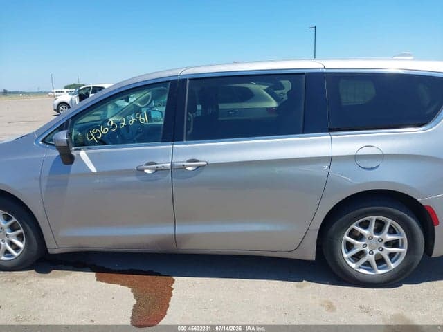 2017 CHRYSLER PACIFICA TOURING 15