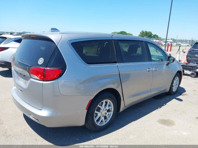 2017 CHRYSLER PACIFICA TOURING 4