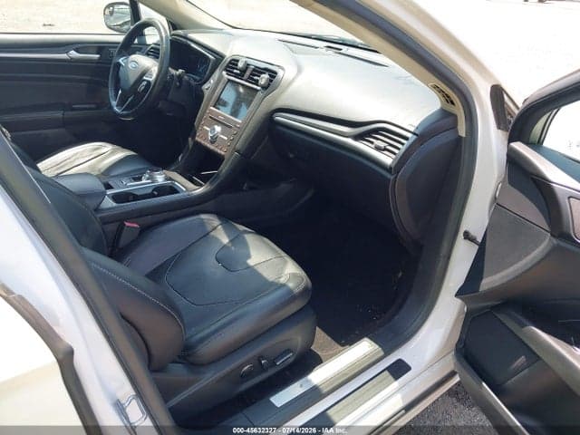 2017 FORD FUSION TITANIUM 5