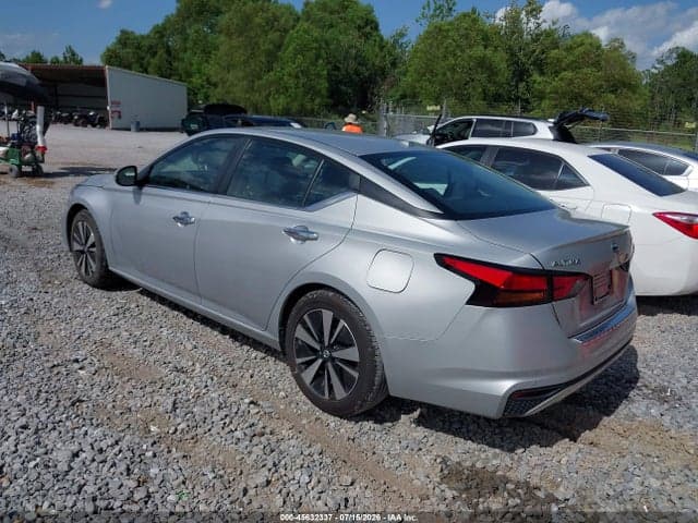2022 NISSAN ALTIMA SV FWD 3