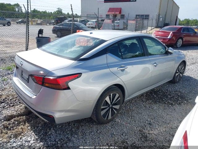 2022 NISSAN ALTIMA SV FWD 4