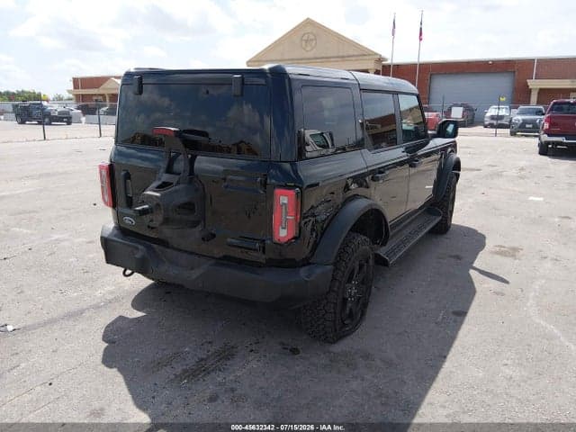 2025 FORD BRONCO OUTER BANKS 4