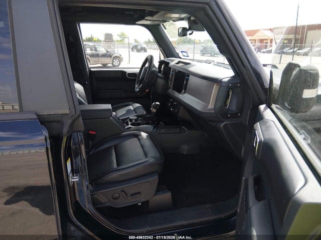 2025 FORD BRONCO OUTER BANKS 5