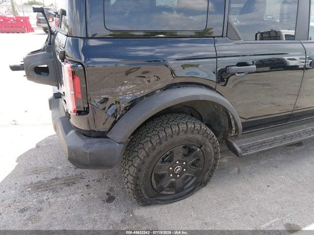 2025 FORD BRONCO OUTER BANKS 6