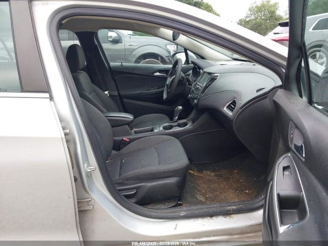 2018 CHEVROLET CRUZE LT AUTO 5