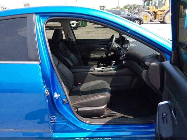 2023 NISSAN SENTRA SR XTRONIC CVT 5