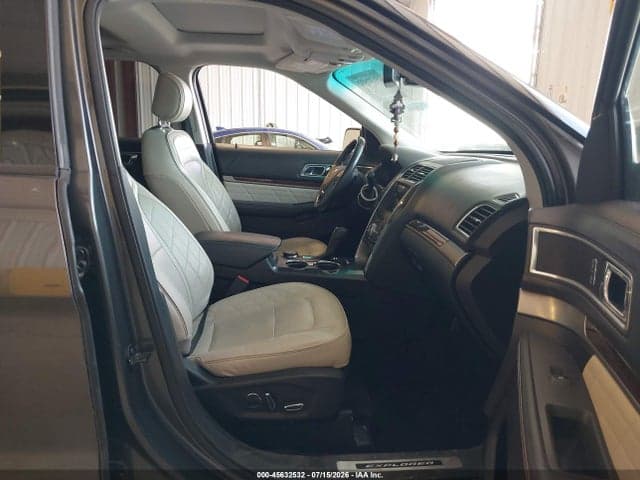 2017 FORD EXPLORER PLATINUM 5