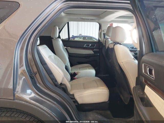 2017 FORD EXPLORER PLATINUM 8