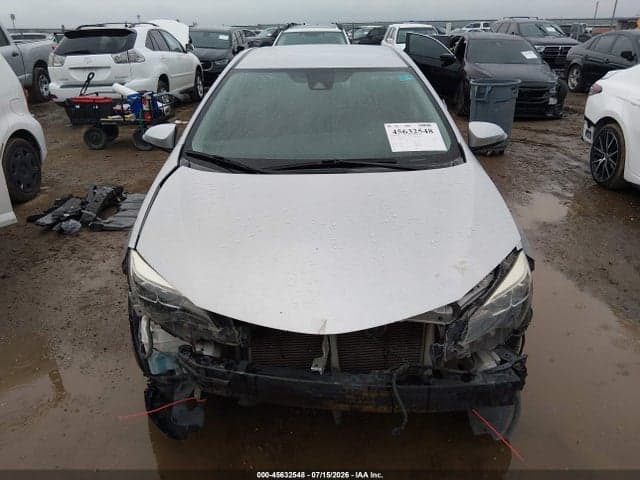 2017 TOYOTA COROLLA SE 12