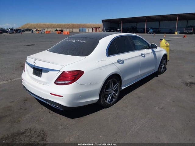 2017 MERCEDES-BENZ E 300 2