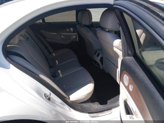 2017 MERCEDES-BENZ E 300 4
