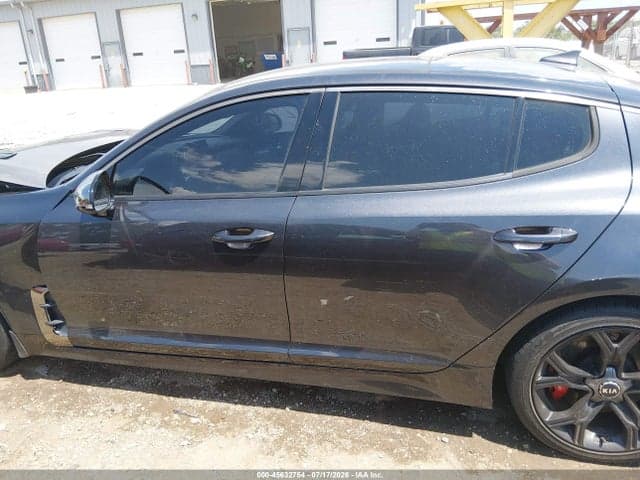 2019 KIA STINGER GT1 15