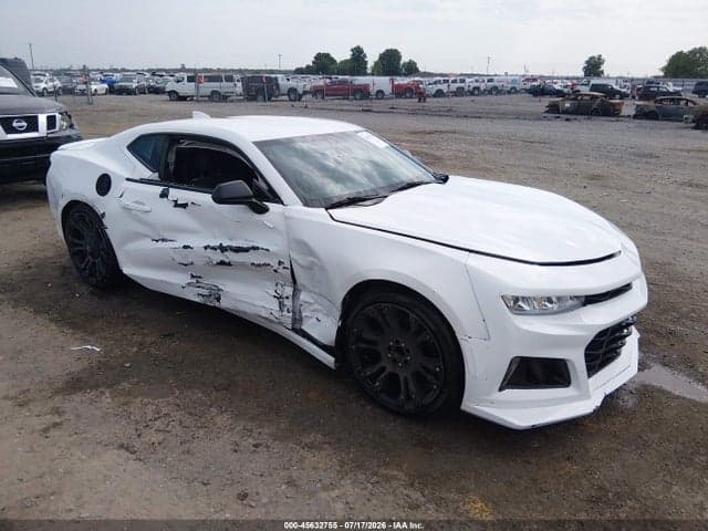 2018 CHEVROLET CAMARO 1LT - 1
