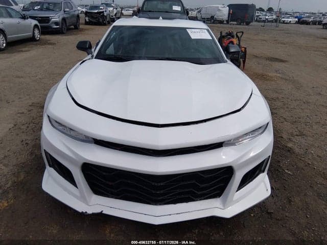2018 CHEVROLET CAMARO 1LT 12