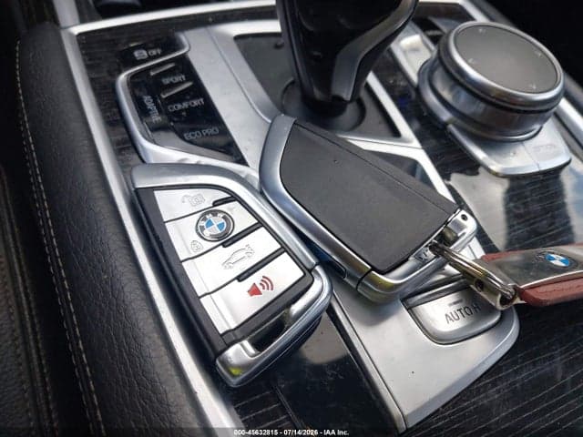 2019 BMW 740I 11
