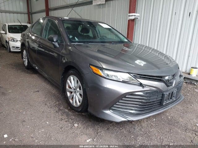 2020 TOYOTA CAMRY LE - 1