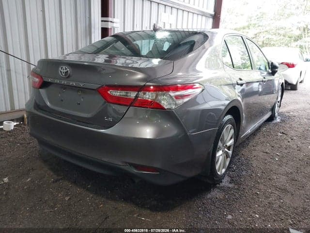 2020 TOYOTA CAMRY LE 4