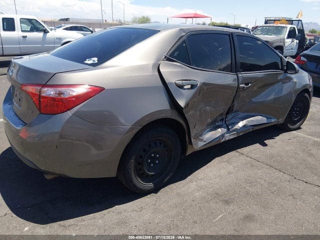 2018 TOYOTA COROLLA LE 4