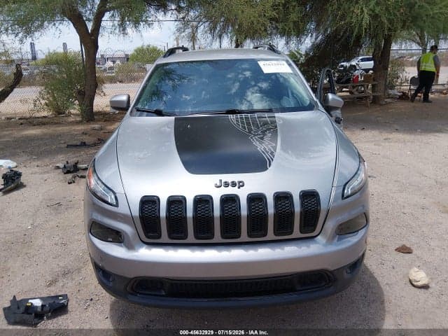2016 JEEP CHEROKEE ALTITUDE 11