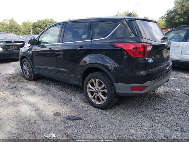 2019 FORD ESCAPE SE 3