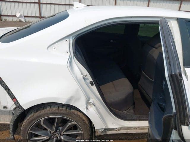 2020 TOYOTA COROLLA SE 8