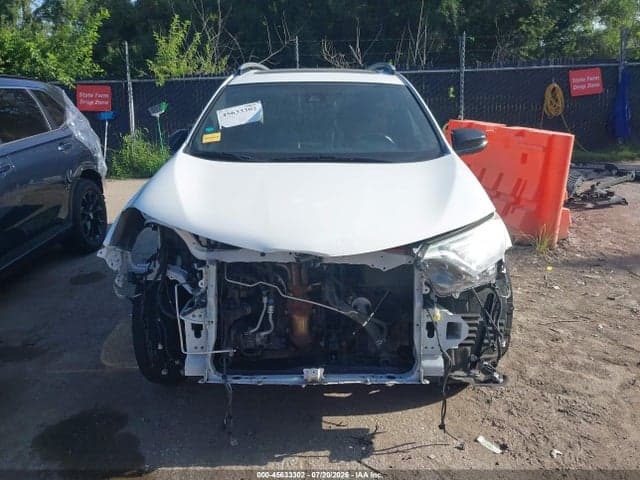 2017 TOYOTA RAV4 SE 13