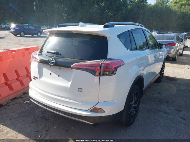 2017 TOYOTA RAV4 SE 4
