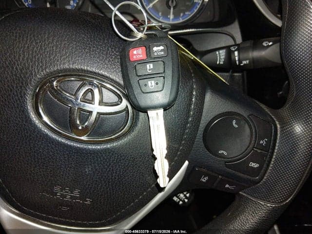 2019 TOYOTA COROLLA LE 11