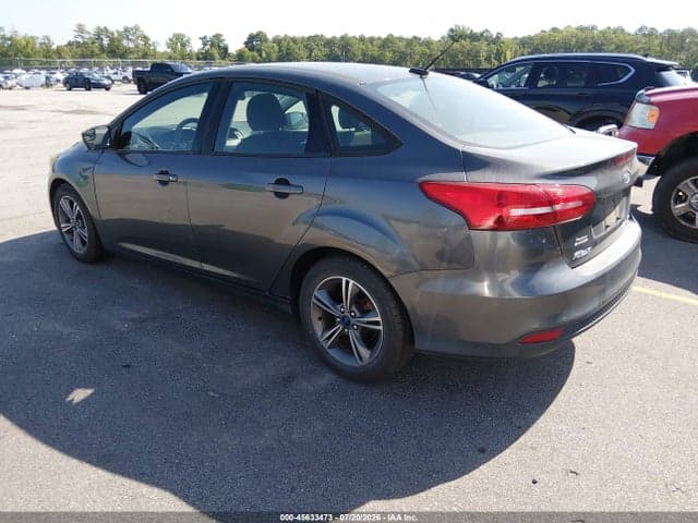 2017 FORD FOCUS SE 3
