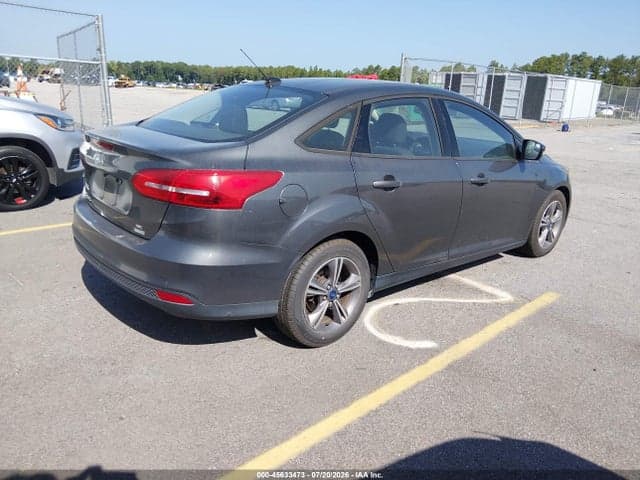 2017 FORD FOCUS SE 4