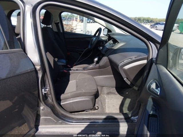 2017 FORD FOCUS SE 5