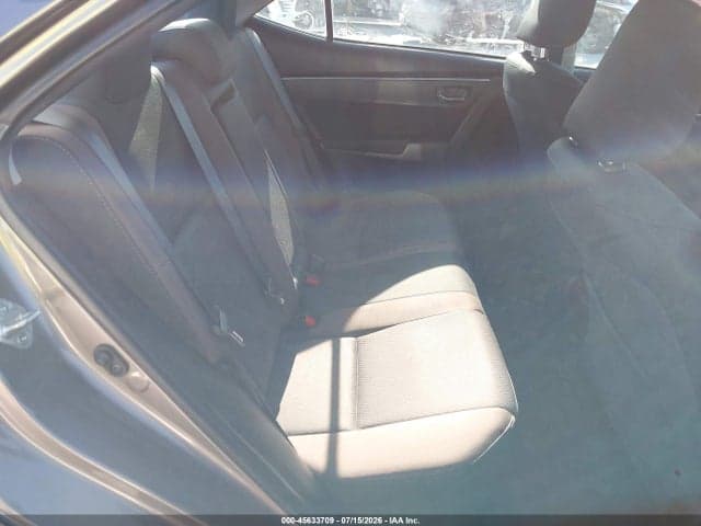 2019 TOYOTA COROLLA LE 4