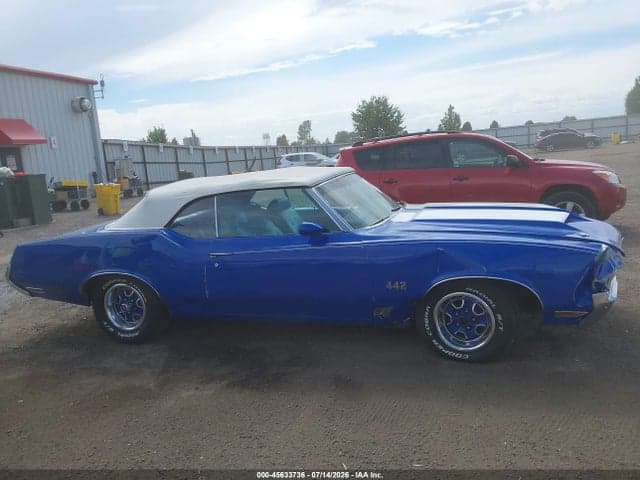 1970 OLDSMOBILE 442 13