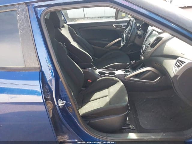 2017 HYUNDAI VELOSTER VALUE EDITION 5