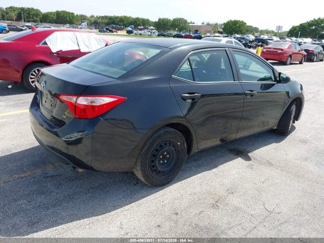 2018 TOYOTA COROLLA LE 4