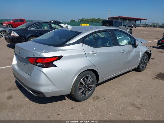 2020 NISSAN VERSA SV XTRONIC CVT 4